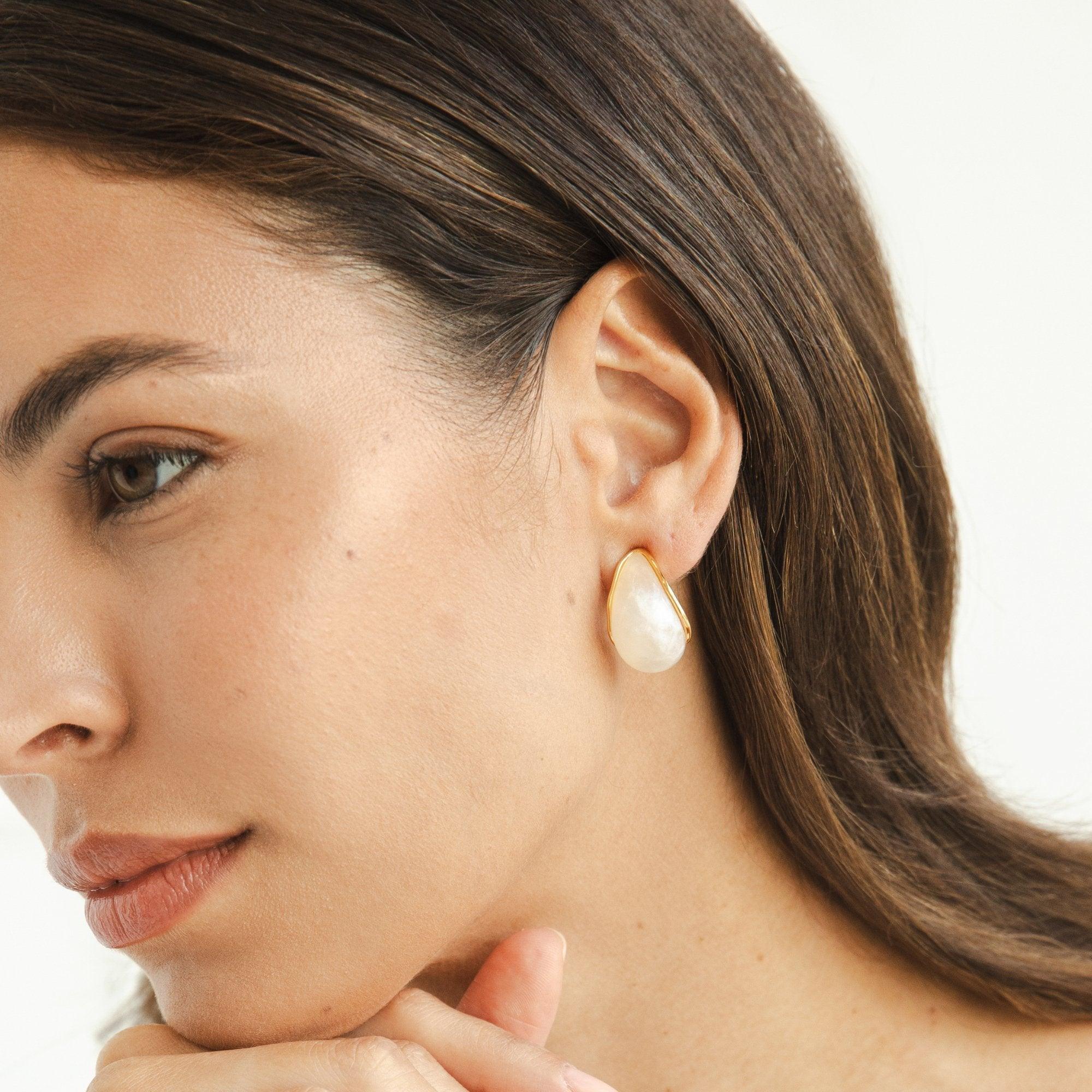 Mother Of Pearl Curved Earrings - SANTORINI